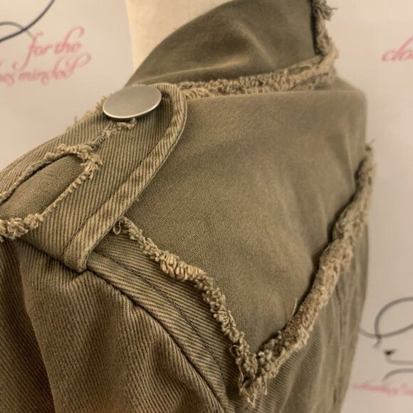 Jessica Simpson. Size Small. Rugged Green Frayed Cotton Denim Jacket. WTC - Picture 7 of 9